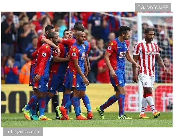 埃利亚·阿德巴约闪耀英超赛场，助球队强势冲击更高排名